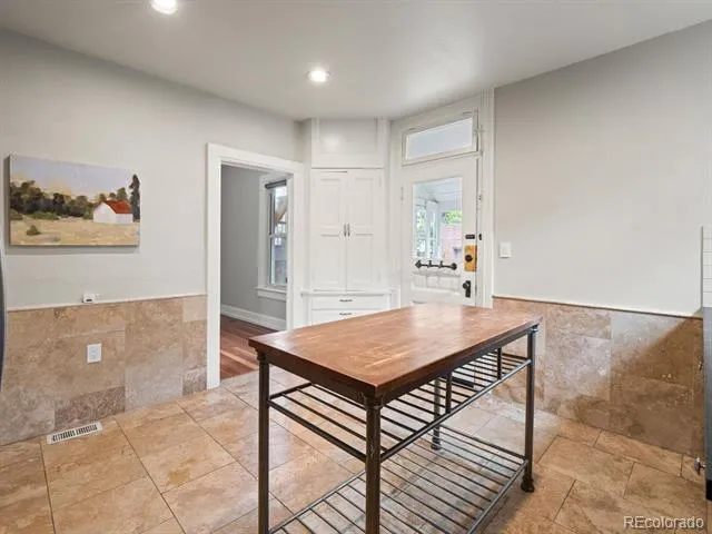 350 S Lincoln Street Denver, CO 80209