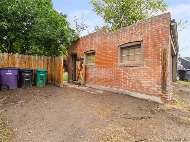 350 S Lincoln Street Denver, CO 80209