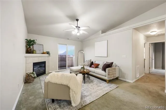 1479 Madison Ridge Heights #B Colorado Springs, CO 80904