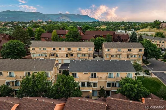 1479 Madison Ridge Heights #B Colorado Springs, CO 80904