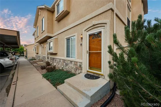 1479 Madison Ridge Heights #B Colorado Springs, CO 80904