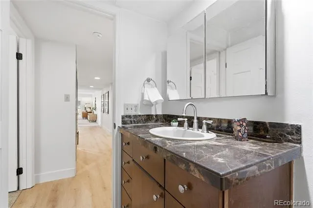 7000 E Quincy Avenue #218 Denver, CO 80237
