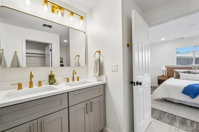 2850 Ivy Street Denver, CO 80207