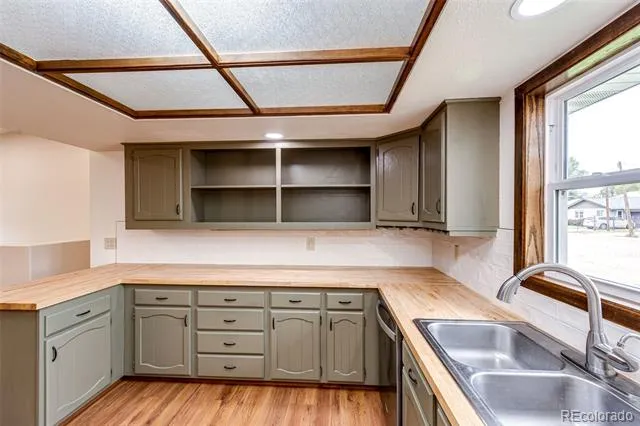 1819 Senter Avenue Burlington, CO 80807