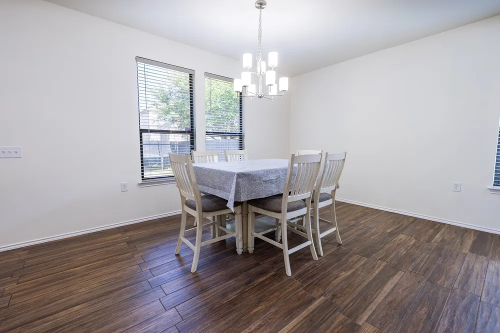 8720 Sturmer Street Austin, TX 78747