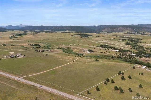 10661 Spruce Mountain Road Larkspur, CO 80118