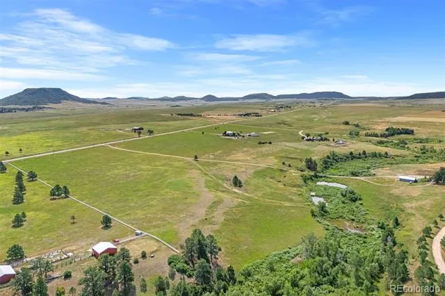 10661 Spruce Mountain Road Larkspur, CO 80118