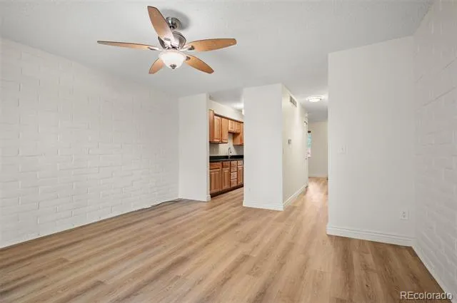 1060 S Parker Road #23 Denver, CO 80231