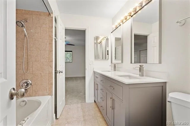 1060 S Parker Road #23 Denver, CO 80231