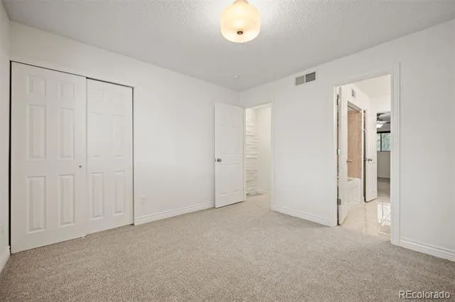1060 S Parker Road #23 Denver, CO 80231