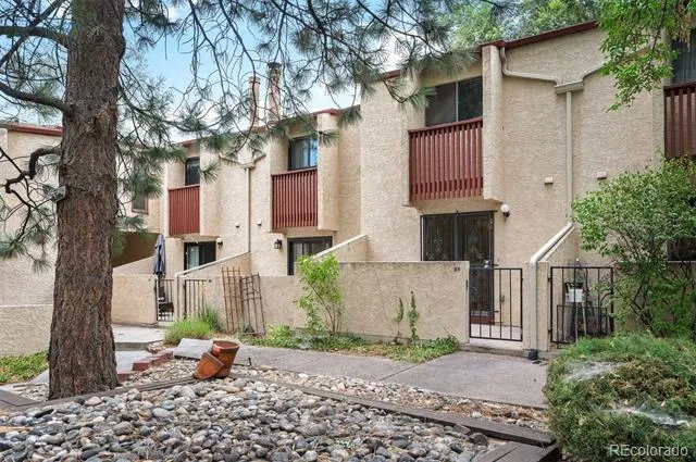 1060 S Parker Road #23 Denver, CO 80231