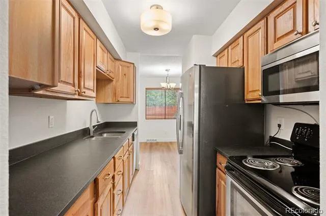 1060 S Parker Road #23 Denver, CO 80231