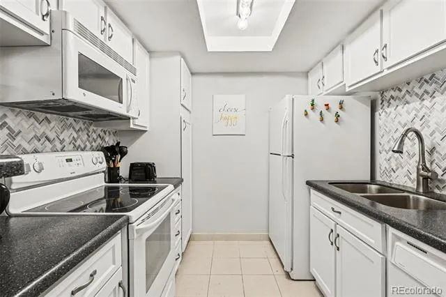 8225 Fairmount Drive #2-108 Denver, CO 80247