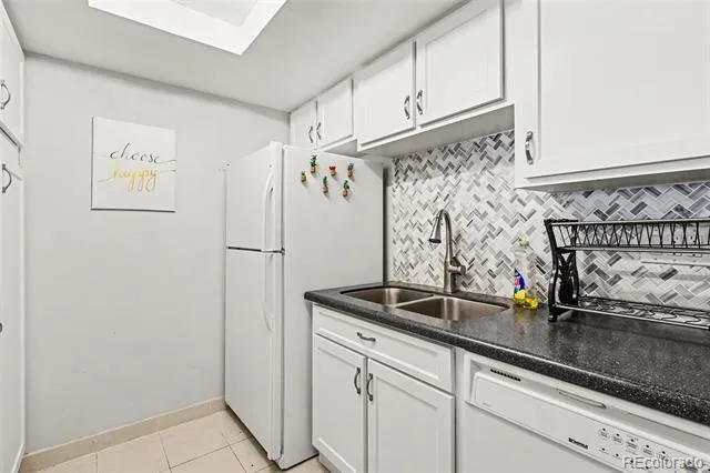 8225 Fairmount Drive #2-108 Denver, CO 80247