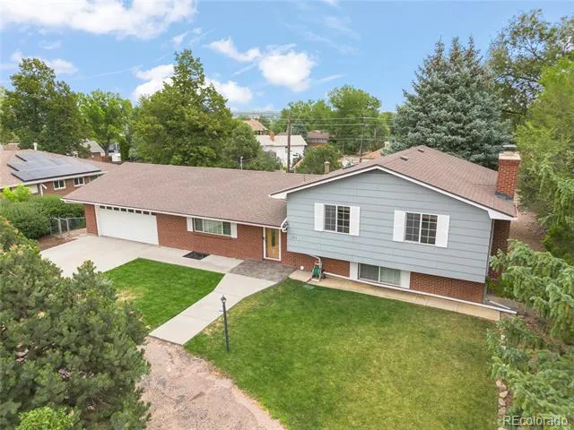 211 Westcott Avenue Colorado Springs, CO 80906