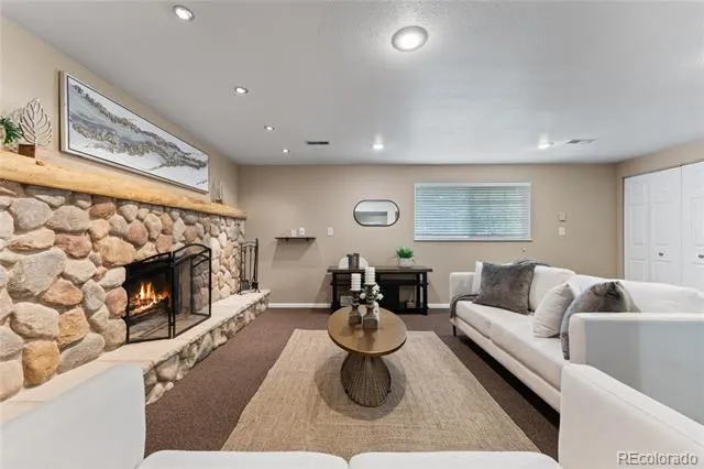 211 Westcott Avenue Colorado Springs, CO 80906