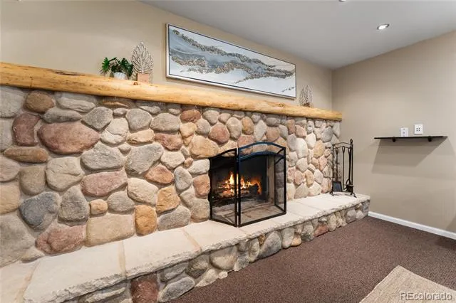 211 Westcott Avenue Colorado Springs, CO 80906