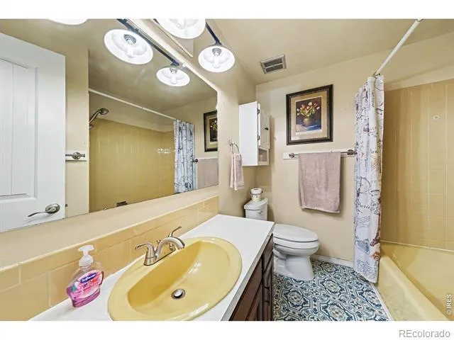 1930 Bobtail Court Loveland, CO 80538