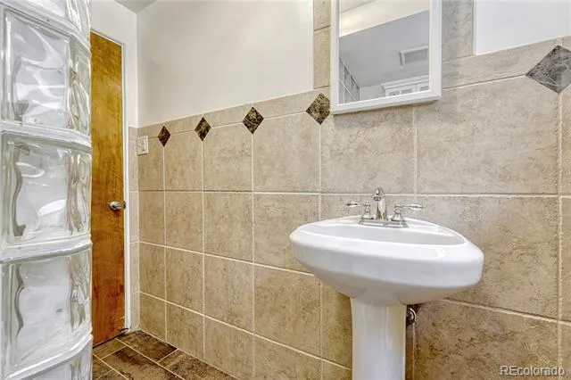 2280 Newland Street Edgewater, CO 80214