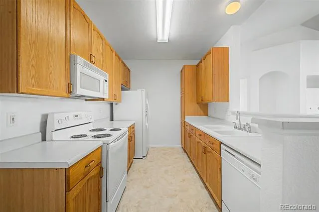 14323 E 1st Drive #302 Aurora, CO 80011