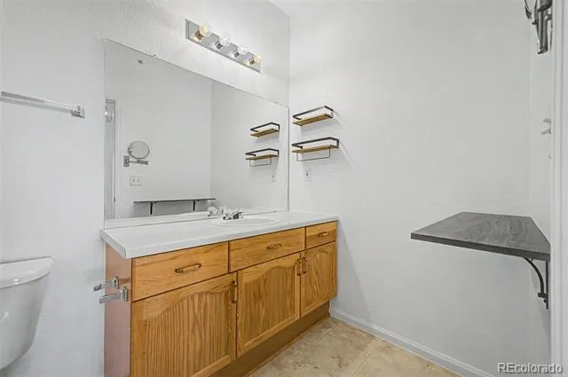 14323 E 1st Drive #302 Aurora, CO 80011