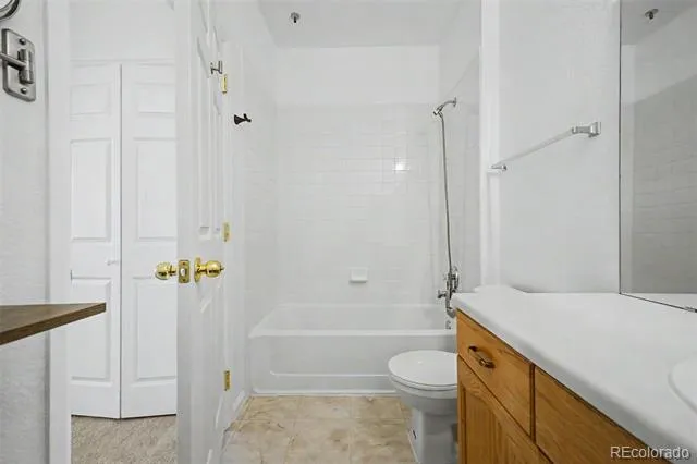 14323 E 1st Drive #302 Aurora, CO 80011