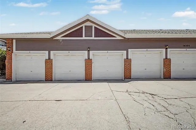 14323 E 1st Drive #302 Aurora, CO 80011