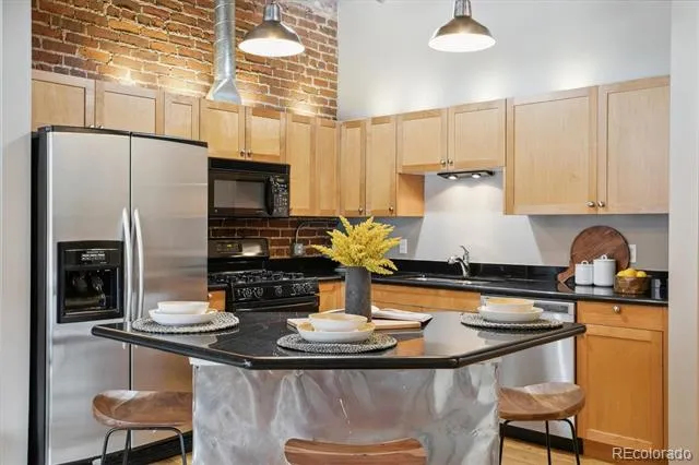 2960 Inca Street #104 Denver, CO 80202