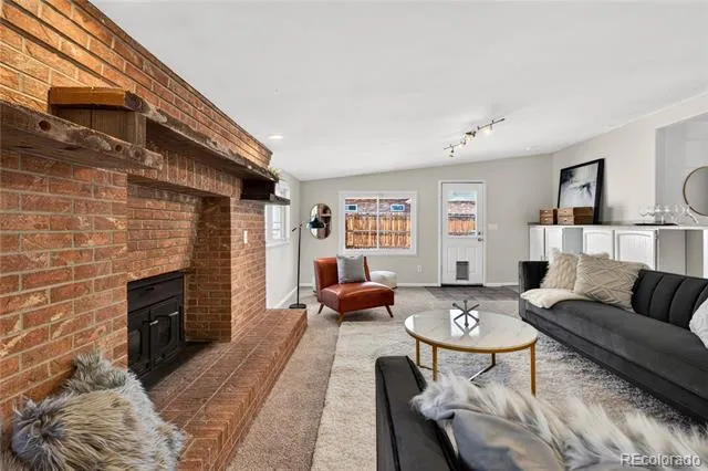 5071 S Irving Street Englewood, CO 80110