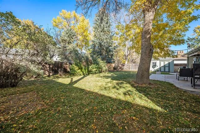 11921 W 70th Place Arvada, CO 80004