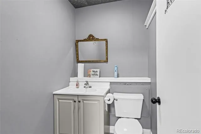 111 W Main Street Florence, CO 81226
