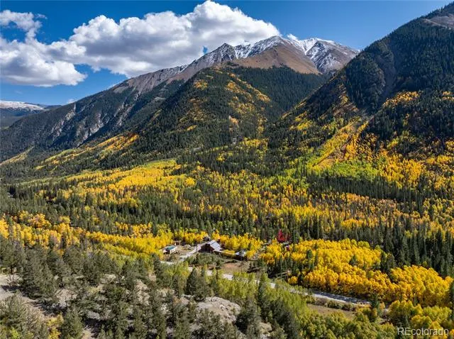 10575 Co-82 Twin Lakes, CO 81251