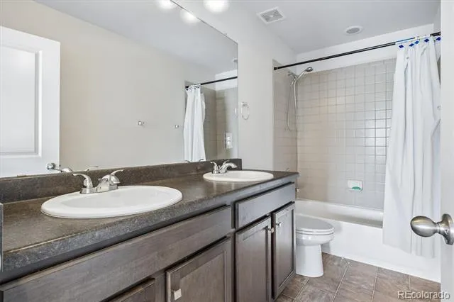 21447 E Union Place Aurora, CO 80015