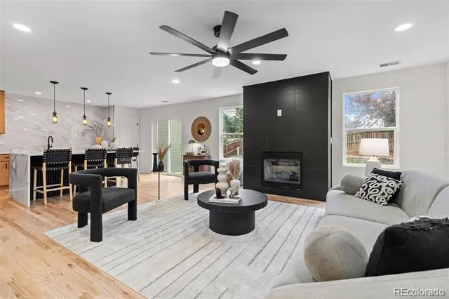 21960 E Crestline Lane Aurora, CO 80015