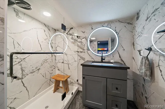 20533 E Maplewood Lane Centennial, CO 80016