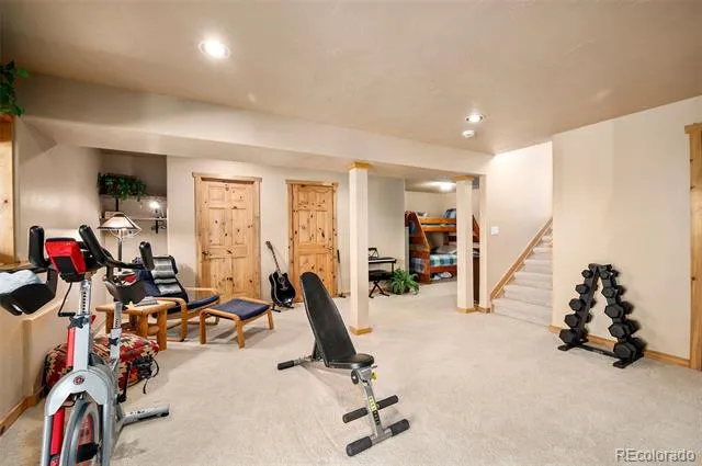 290 Village Road Granby, CO 80446