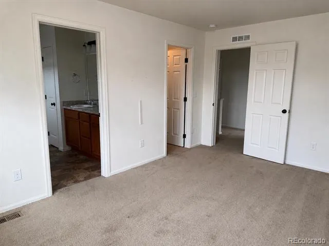 4532 Quemoy Street Aurora, CO 80019