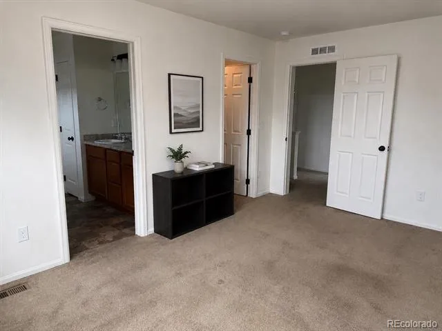 4532 Quemoy Street Aurora, CO 80019