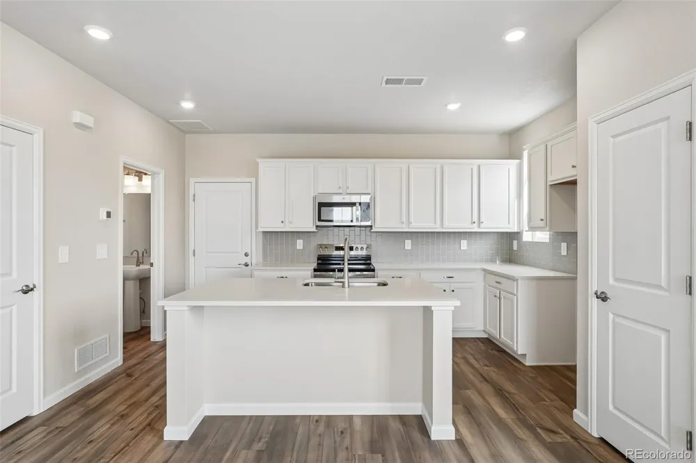 2326 Bufflehead Way Johnstown, CO 80534
