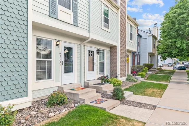 6712 S Independence Street Littleton, CO 80128