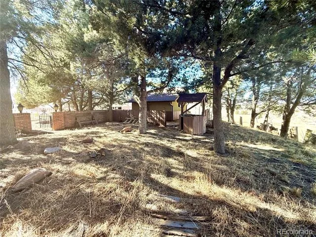 6105 W 49th Place Wheat Ridge, CO 80033