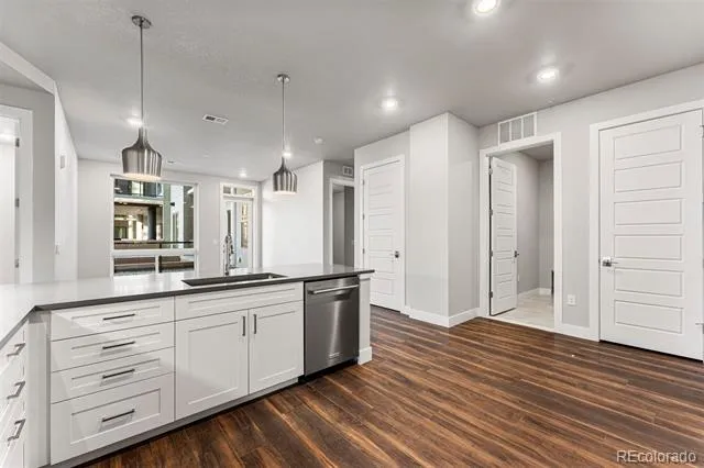 20 Wilcox Street #207 Castle Rock, CO 80104