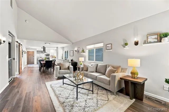 3148 E Long Circle Centennial, CO 80122
