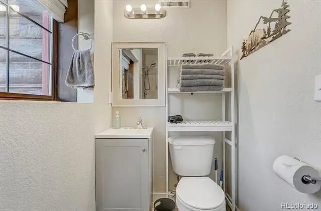 312 West Street Woodland Park, CO 80863