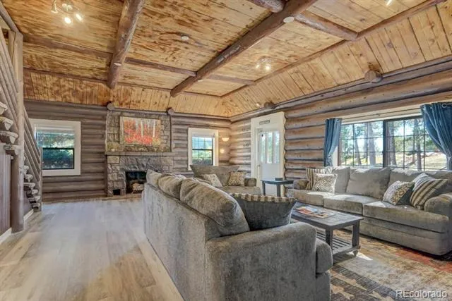 312 West Street Woodland Park, CO 80863