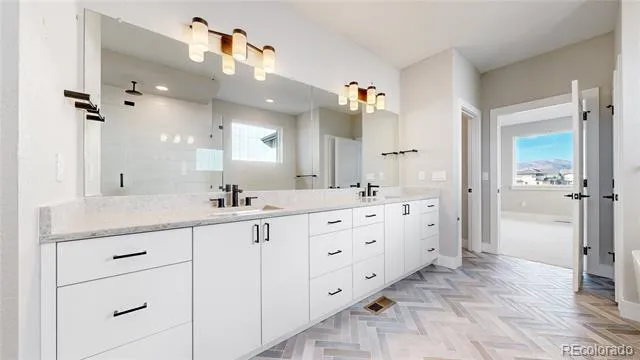 5608 Grandville Avenue Longmont, CO 80503