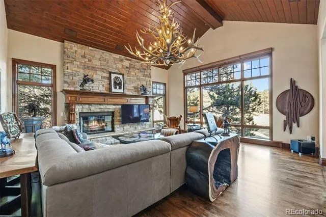 77 Comstock Place Castle Rock, CO 80108