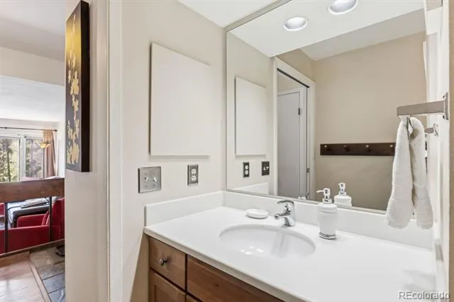 246 Broken Lance Dr #402 Breckenridge, CO 80424