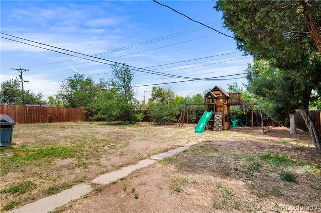 12445 E 6th Place Aurora, CO 80011