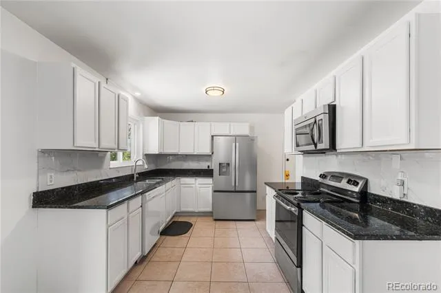 12445 E 6th Place Aurora, CO 80011